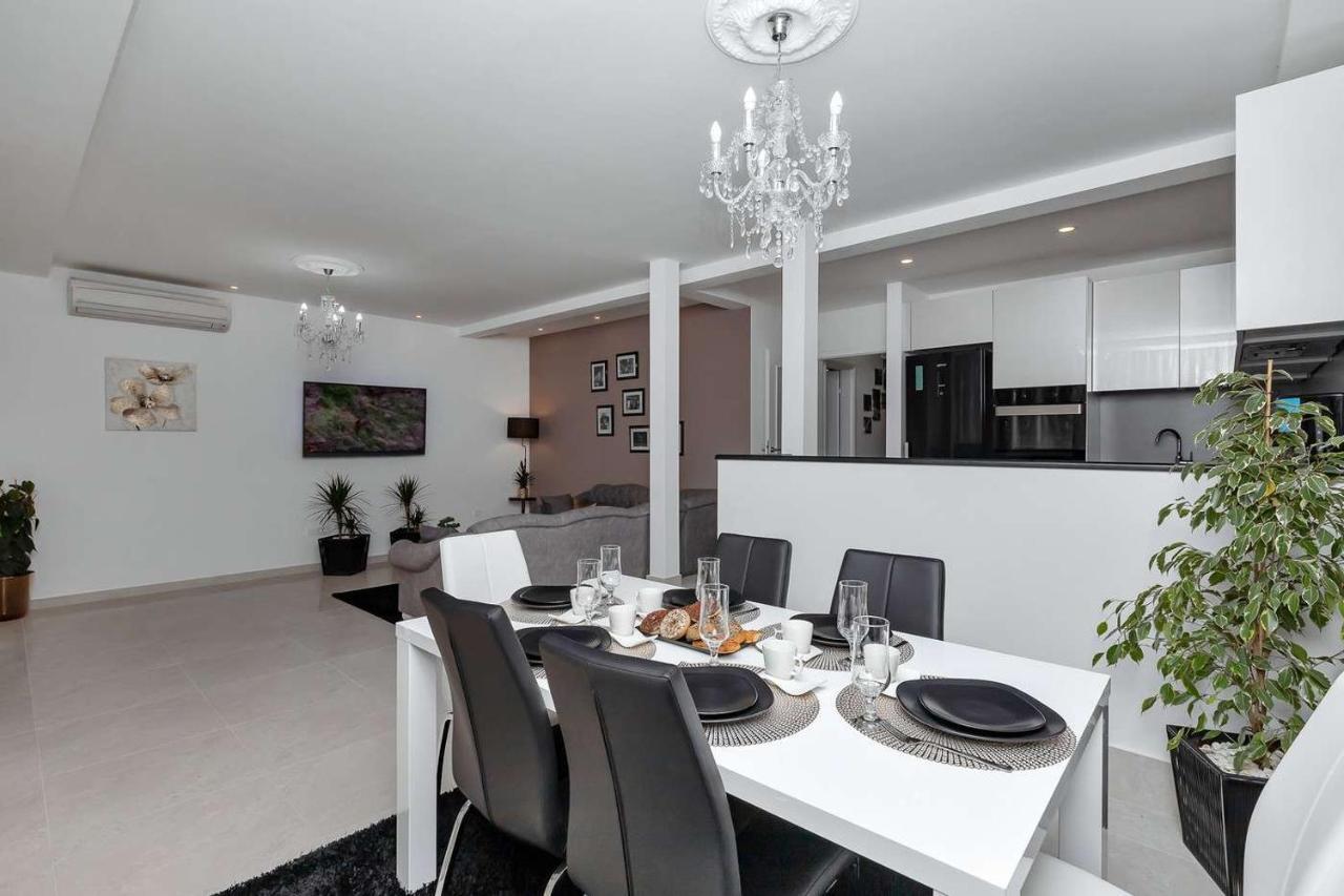 Luxurious Apartment Nino Makarska Kültér fotó