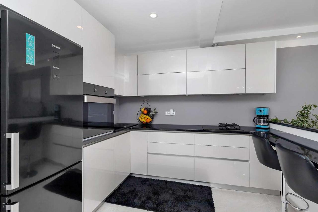 Luxurious Apartment Nino Makarska Kültér fotó